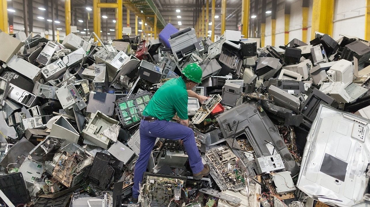 Sındırgı Elektronik Hurda Alan-0532 614 29 98-ÖZHAN METAL-Sındırgı Elektronik Kart Hurdası-Hurda Akü-Hastane Hurdası Alan